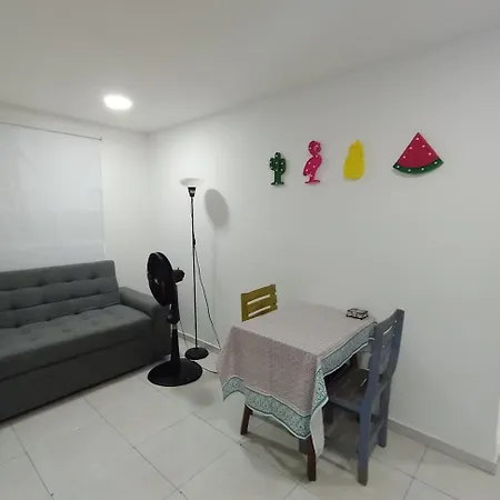 Comfy Flat Inside Walled And Historic Center *