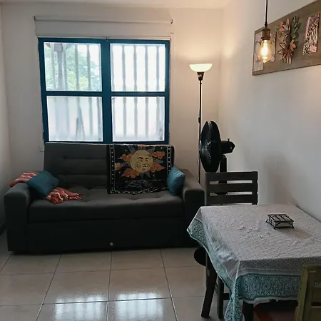 Apartment Comfy Flat Inside Walled And Historic Center